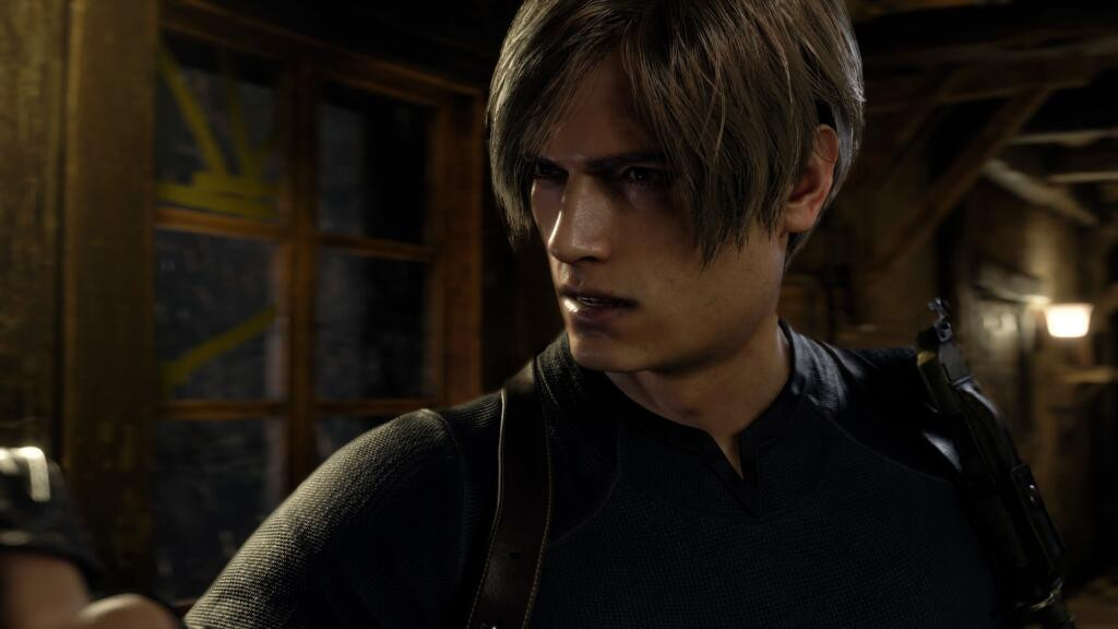 Jedan od fanova Resident Evil 4 igre prikazao je na podu svog stana veličinu Leonovog kofera